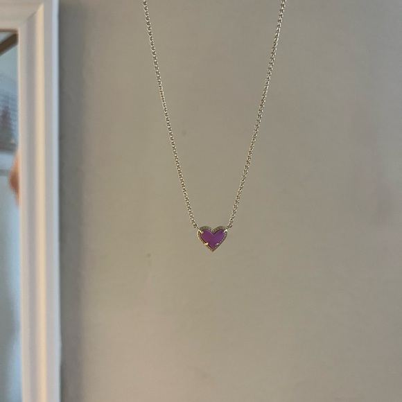 Kendra Scott Gold Ari Heart Necklace - Picture 2 of 4